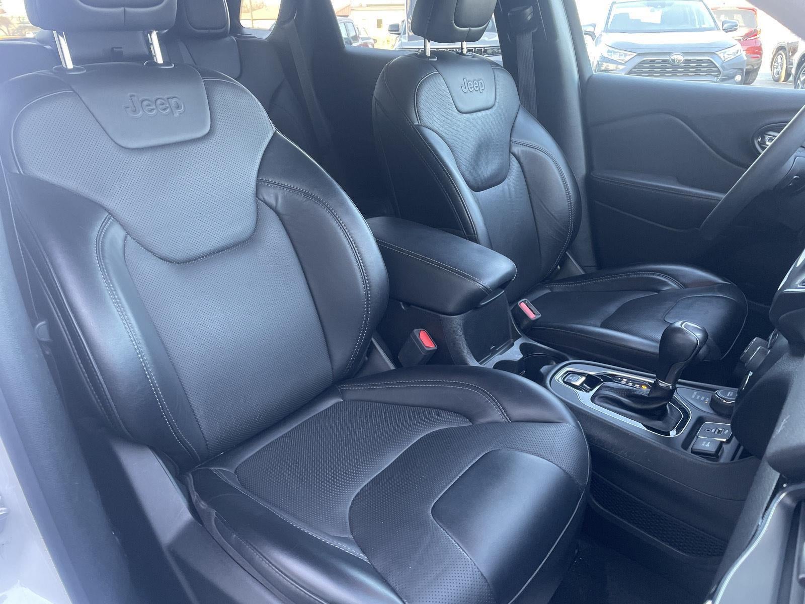 2023 Jeep Cherokee Altitude Lux