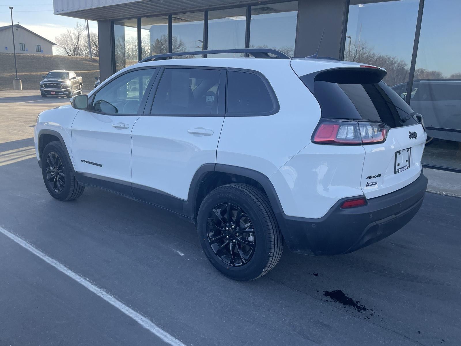 2023 Jeep Cherokee Altitude Lux