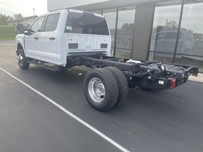 2026 Ford F-350 Super Duty XLT