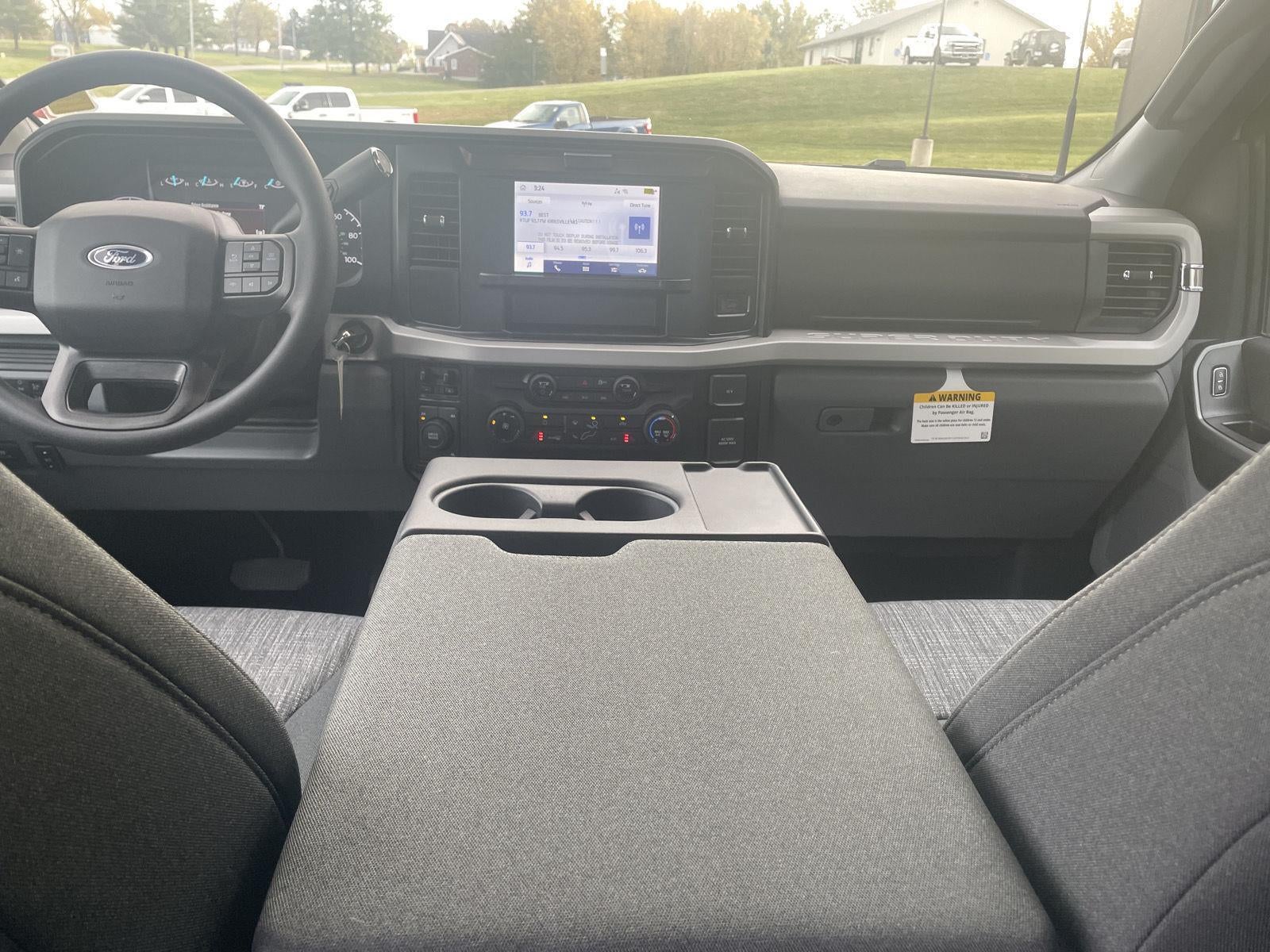 2026 Ford F-350 Super Duty XLT