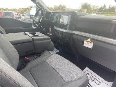 2026 Ford F-350 Super Duty XLT