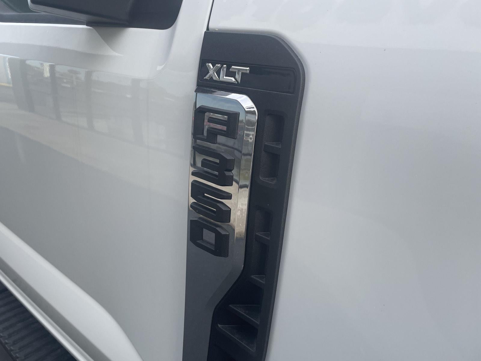 2026 Ford F-350 Super Duty XLT