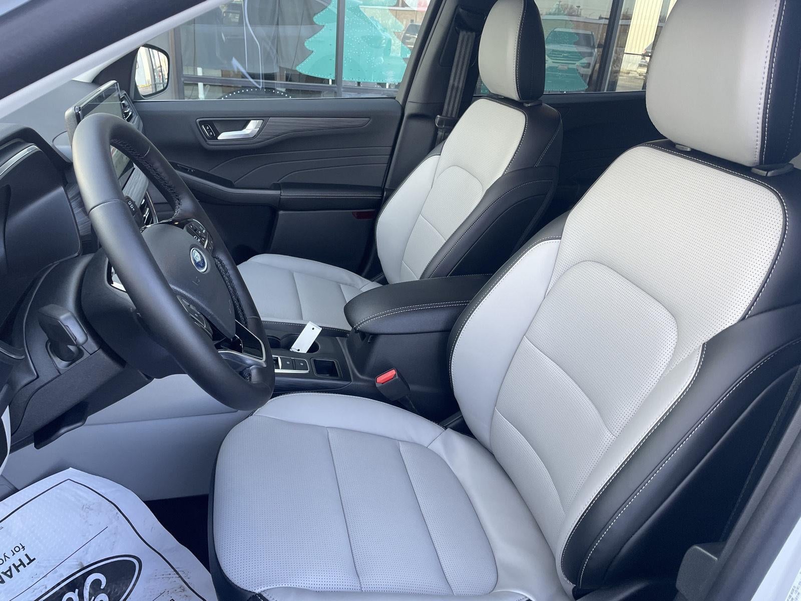 2026 Ford Escape Platinum