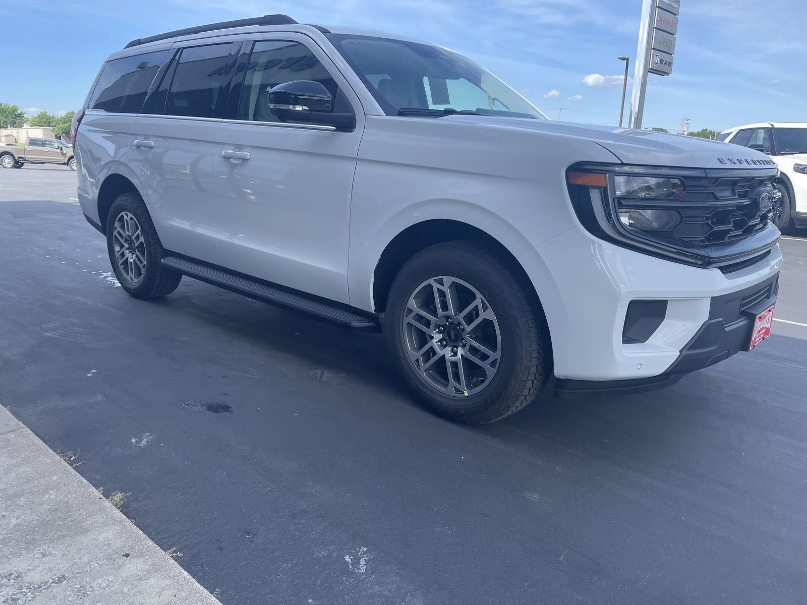 2026 Ford Expedition Active