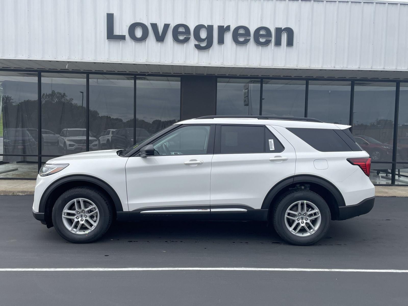 2025 Ford Explorer Active