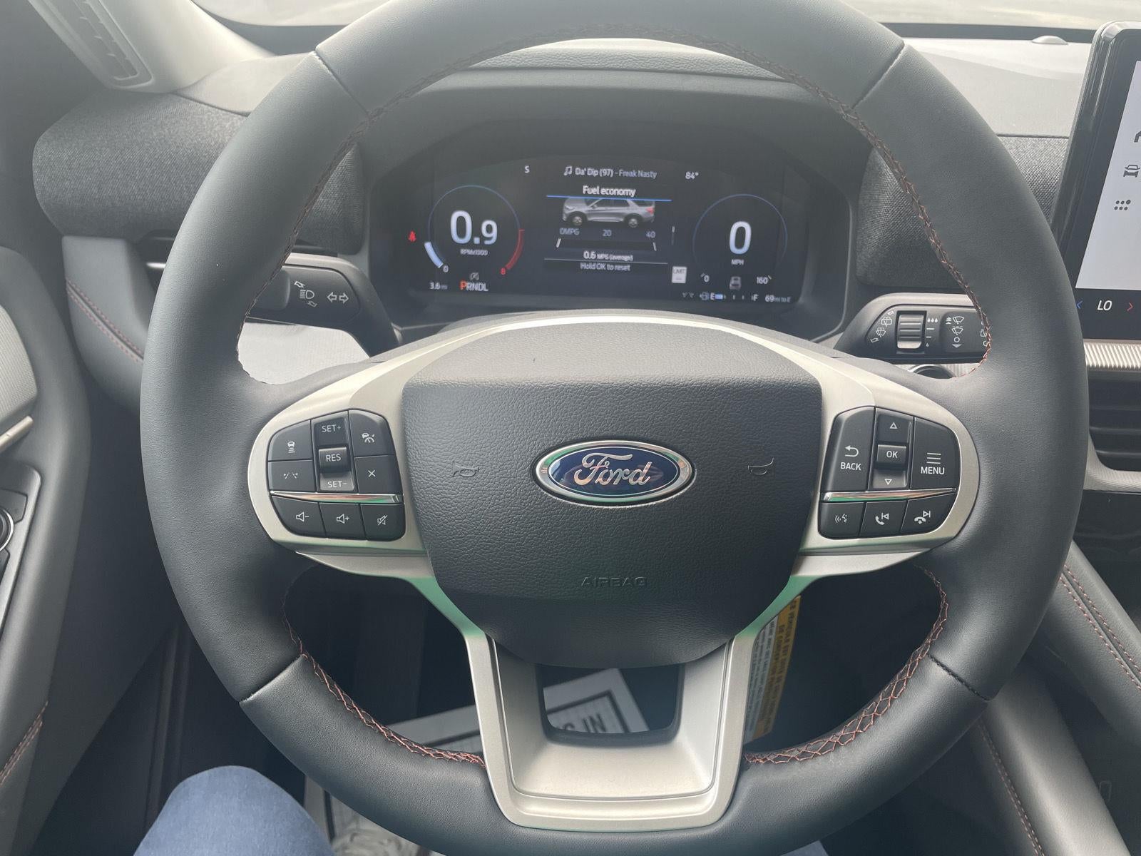 2026 Ford Explorer Active w/200A Pkg