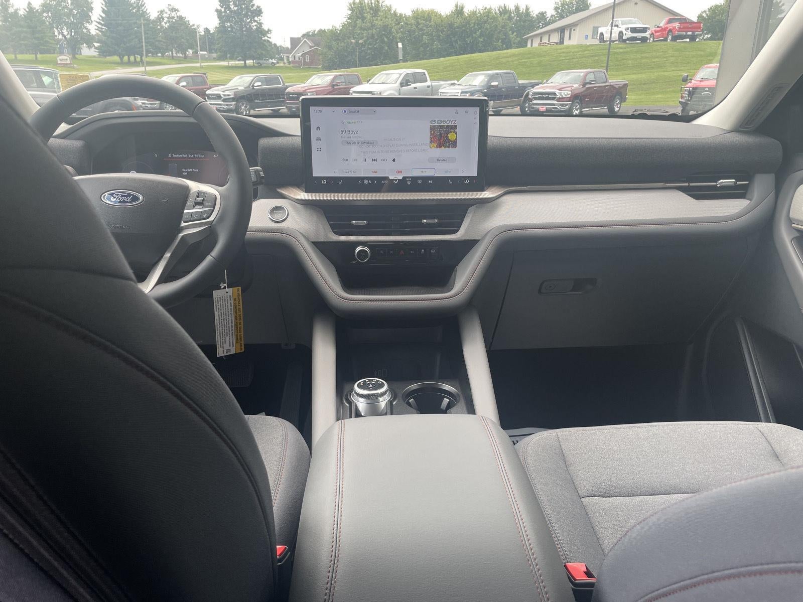 2026 Ford Explorer Active w/200A Pkg