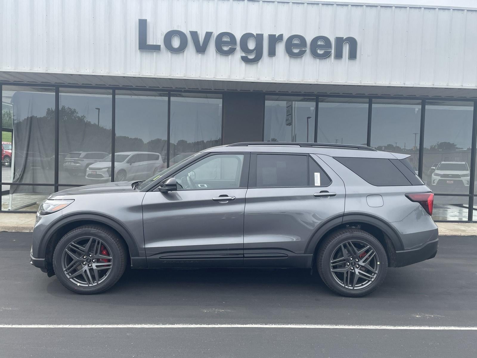 2027 Ford Explorer ST