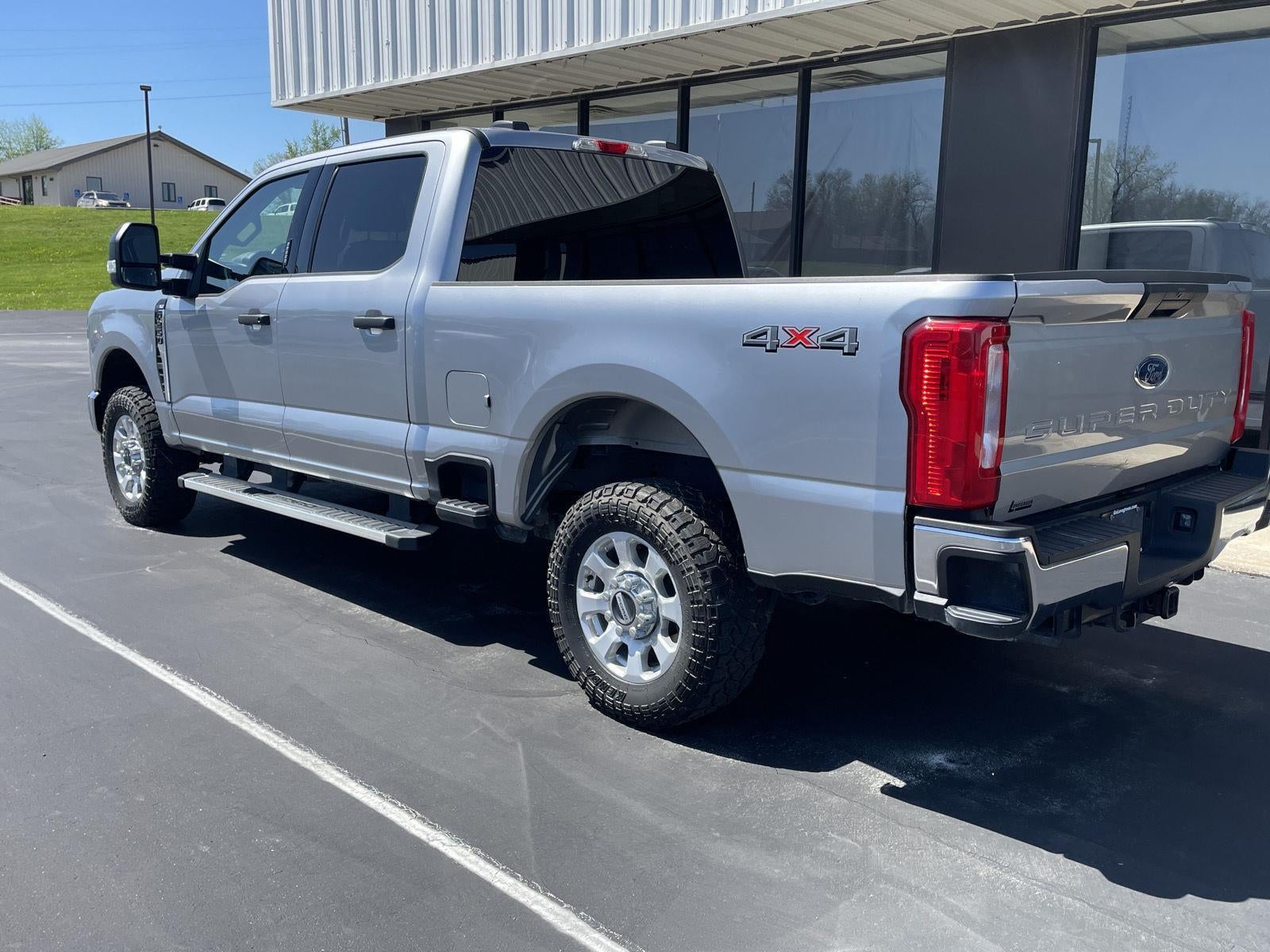 2024 Ford Super Duty F-250 XLT