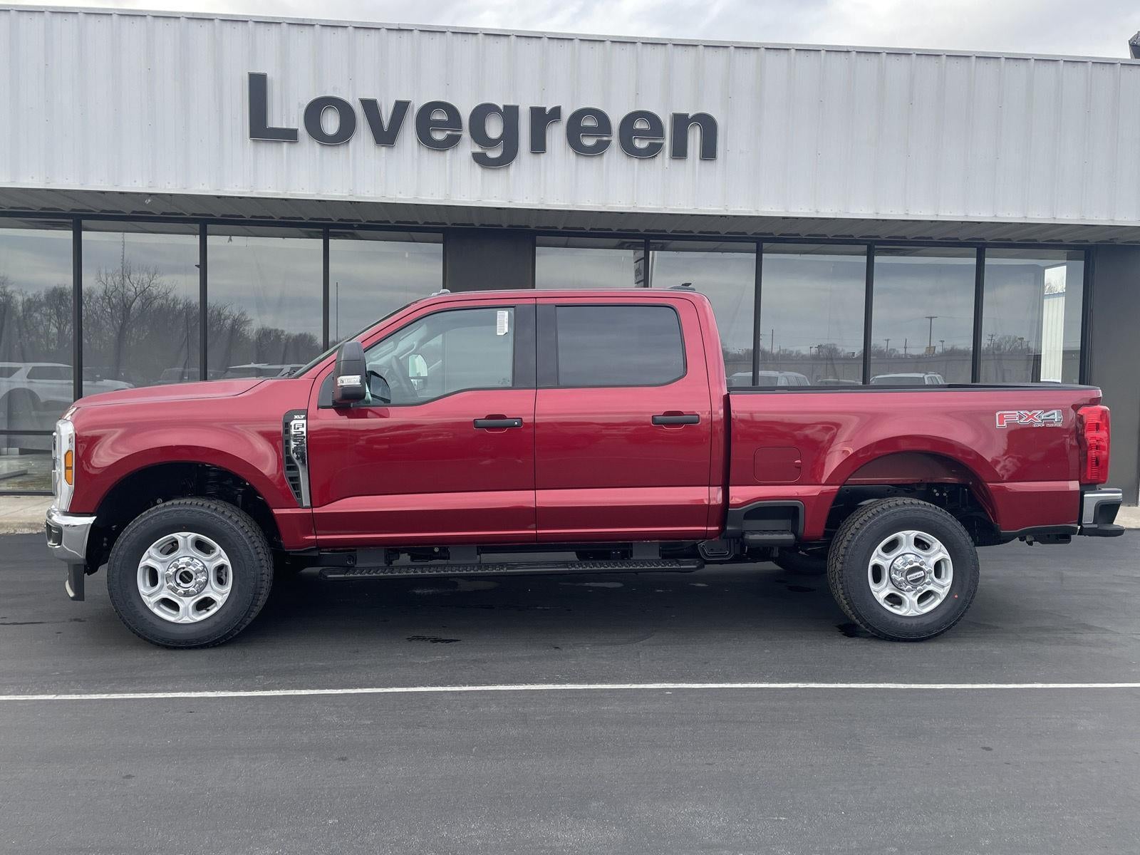 2026 Ford Super Duty F-250 SRW XLT