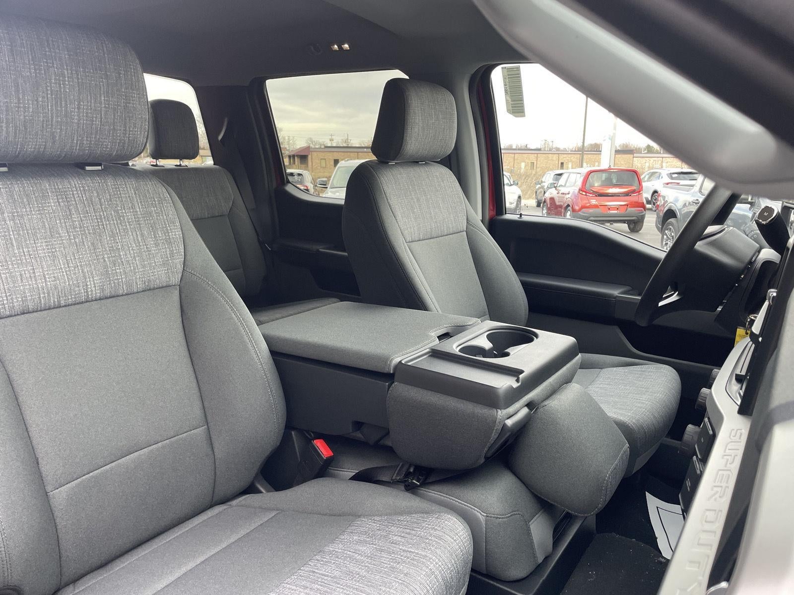 2026 Ford Super Duty F-250 SRW XLT