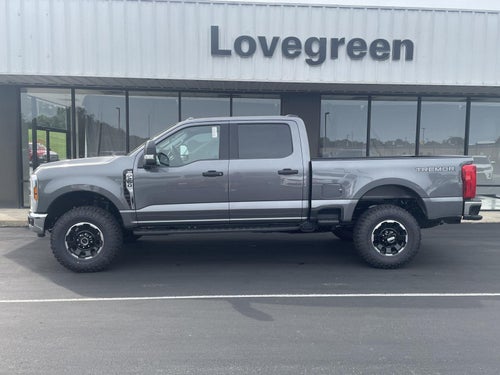 2027 Ford Super Duty F-250 XLT
