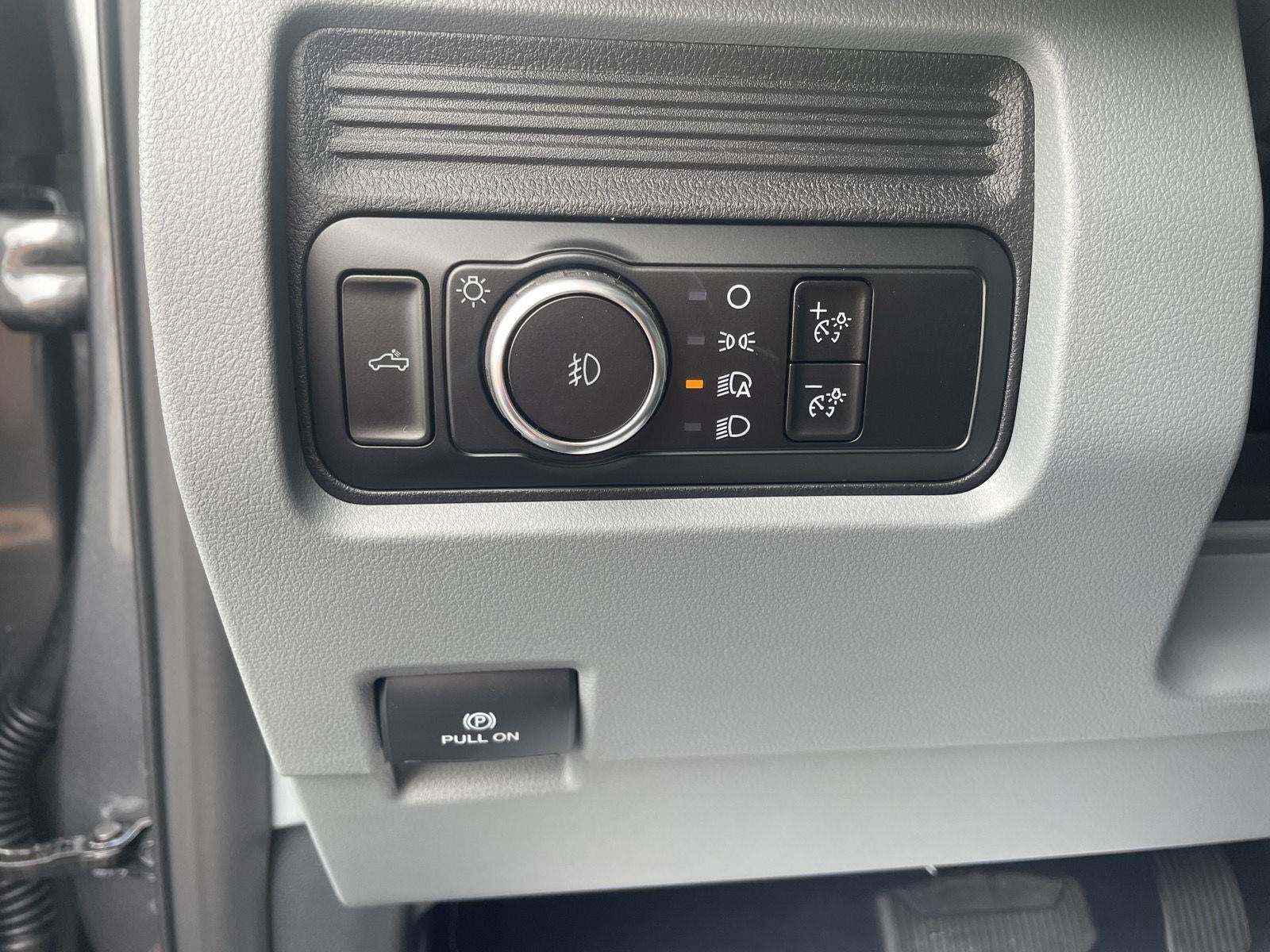 2027 Ford Super Duty F-250 XLT
