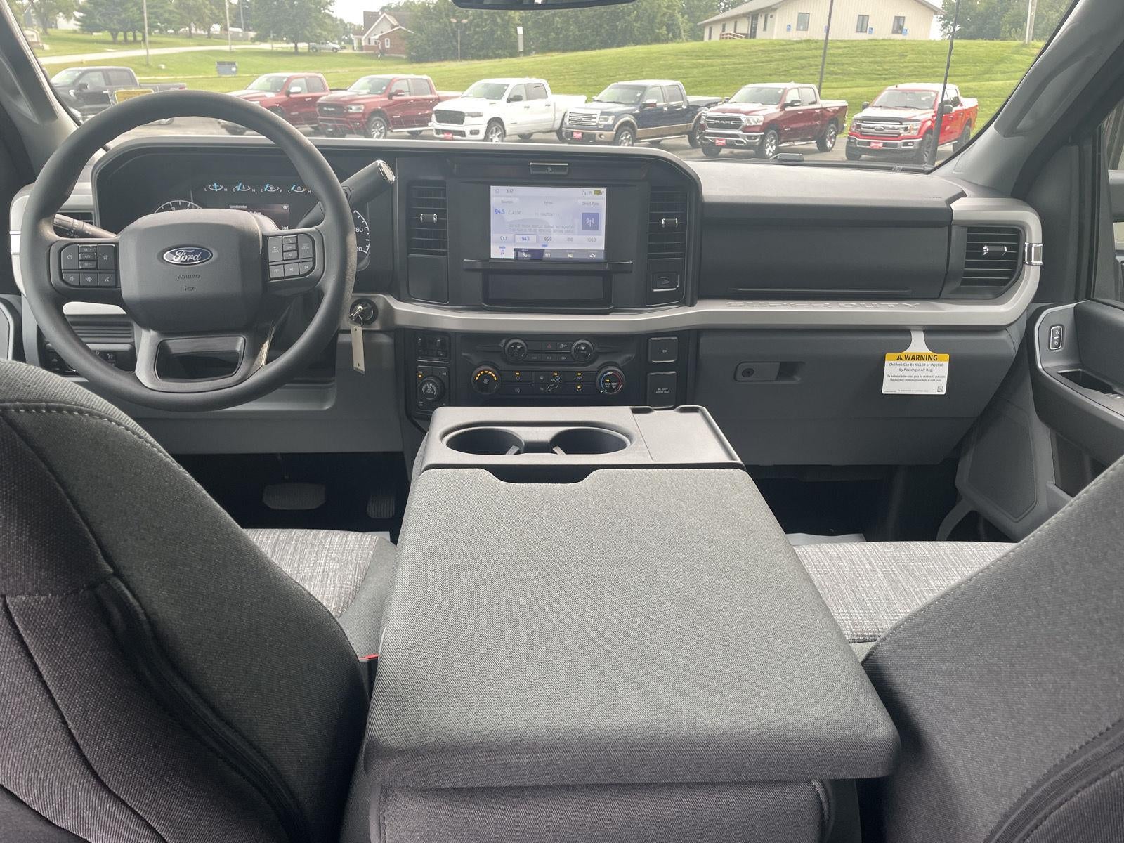 2027 Ford Super Duty F-250 XLT