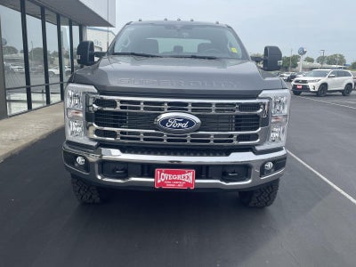 2027 Ford Super Duty F-250 XLT