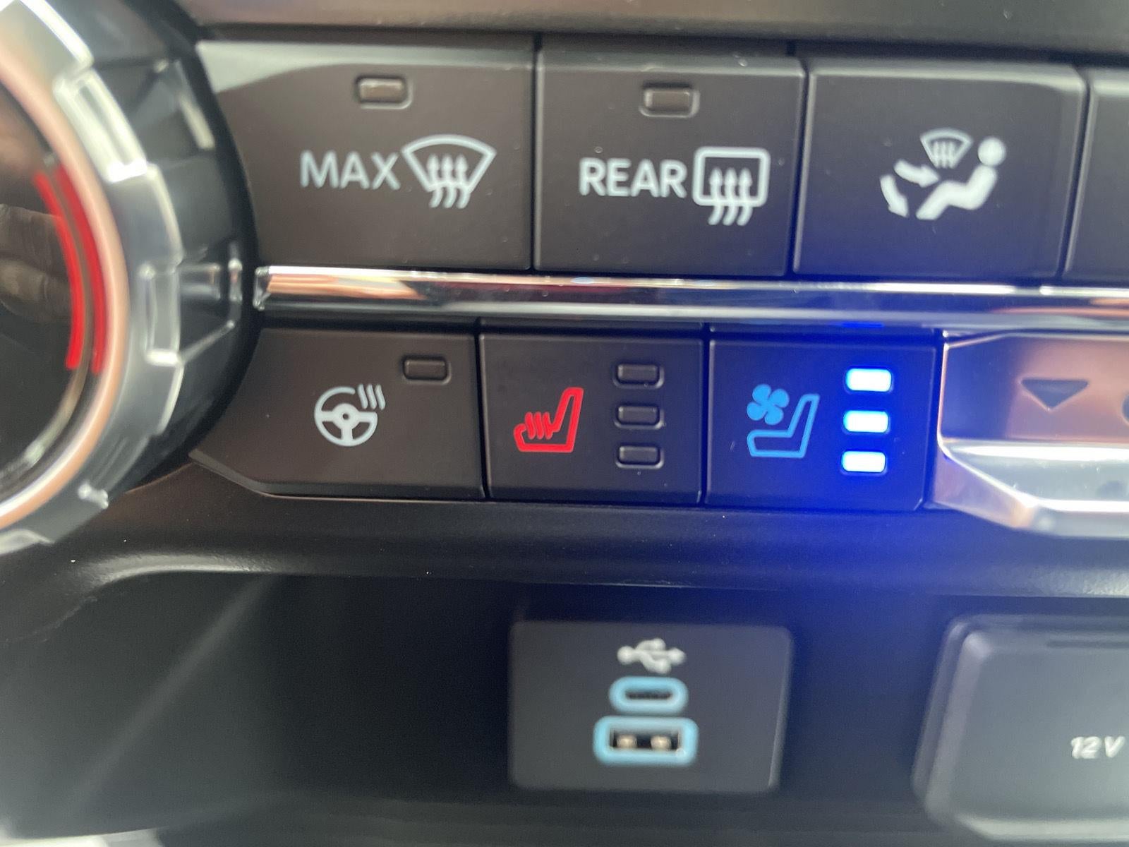 2027 Ford Super Duty F-250 Lariat