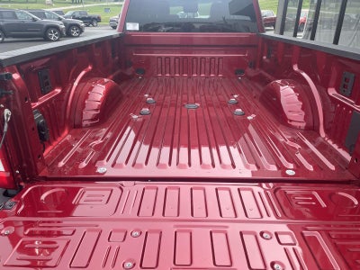 2027 Ford Super Duty F-350 Drw XLT
