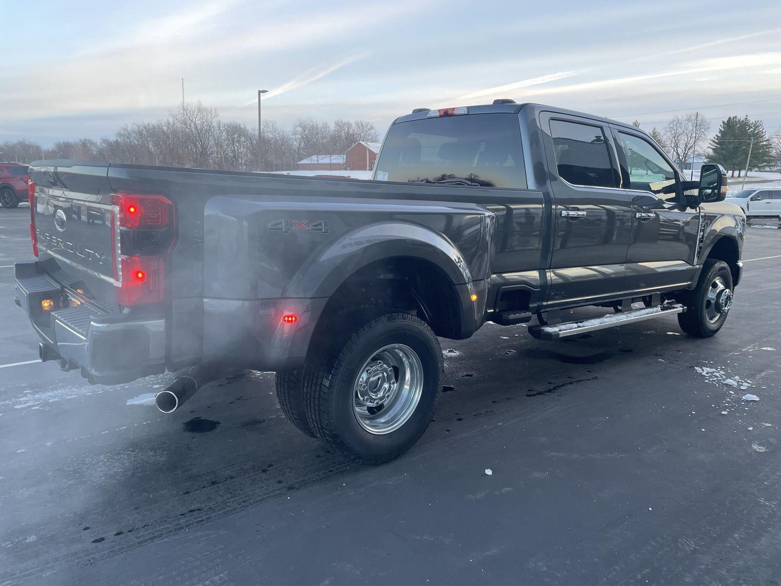 2026 Ford F-350 Super Duty Lariat