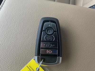 2026 Ford Super Duty F-350 DRW LARIAT