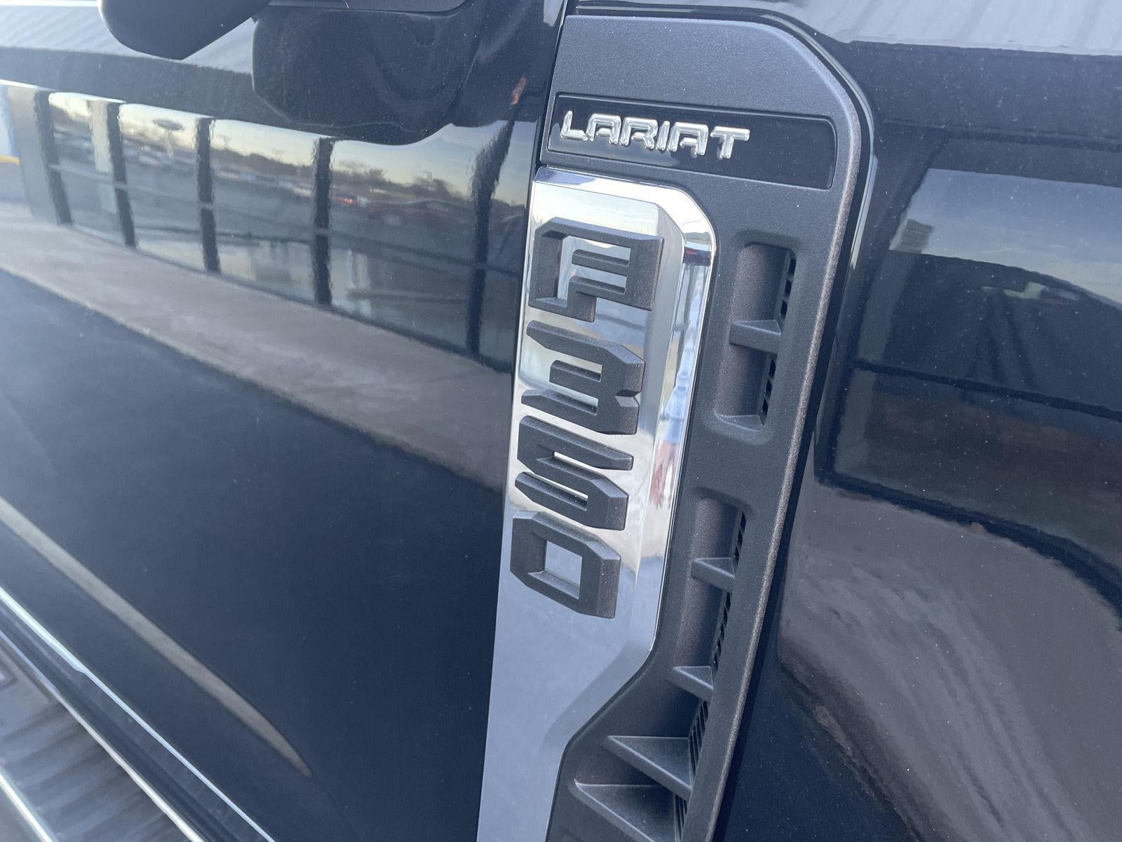 2026 Ford Super Duty F-350 DRW LARIAT