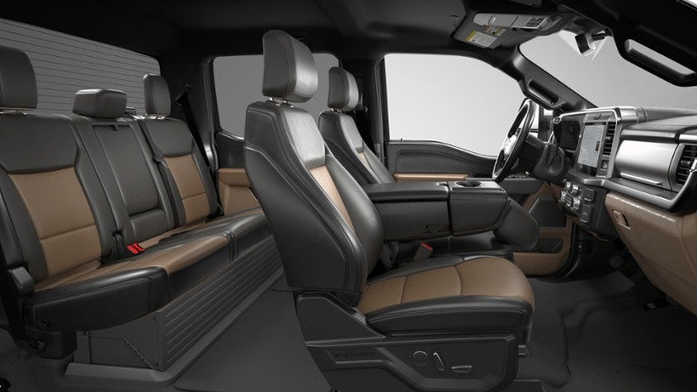 2026 Ford Super Duty F-350 DRW LARIAT