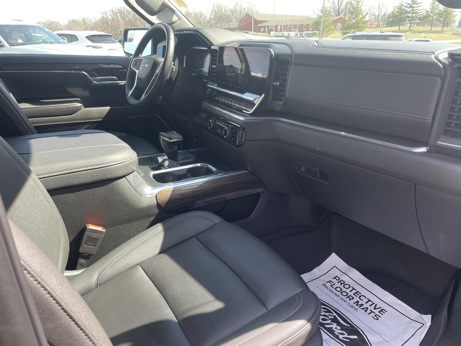 2024 Chevrolet Silverado 1500 LT