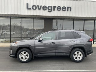 2020 Toyota RAV4 XLE