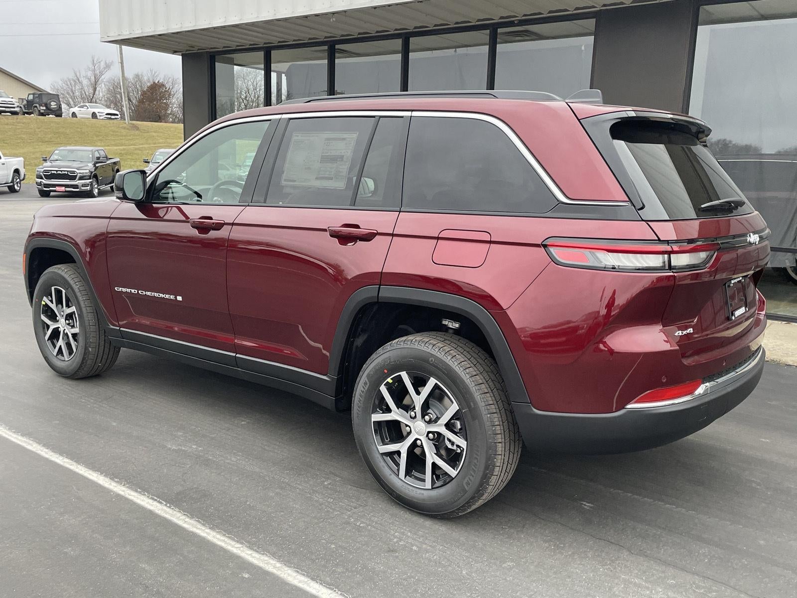 2025 Jeep Grand Cherokee GRAND CHEROKEE LIMITED 4X4
