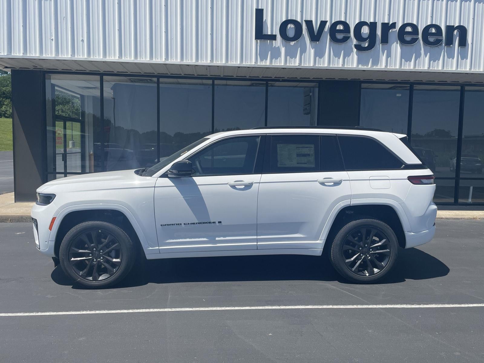 2026 Jeep Grand Cherokee GRAND CHEROKEE LIMITED RESERVE 4X4