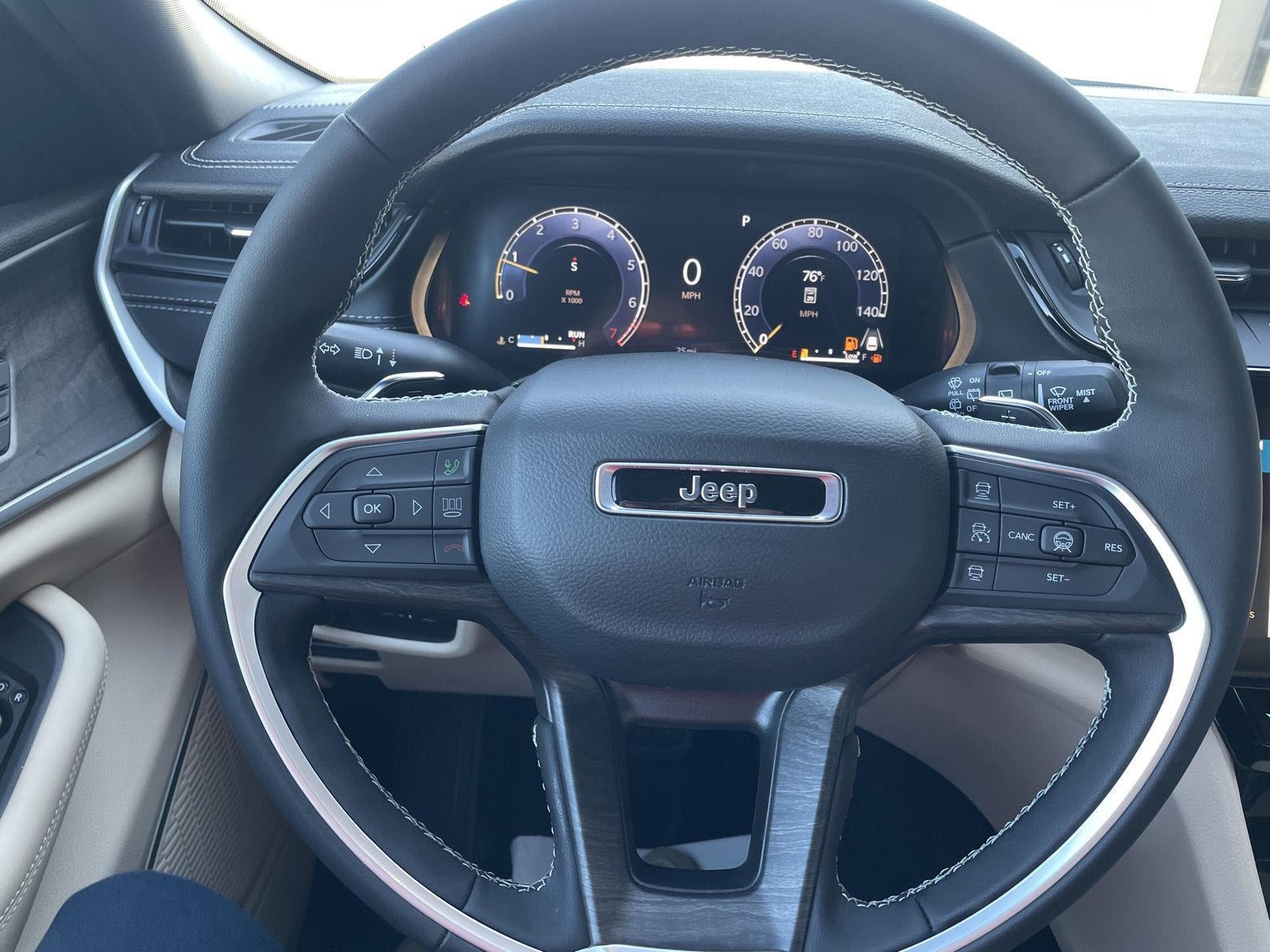 2026 Jeep Grand Cherokee GRAND CHEROKEE LIMITED 4X4