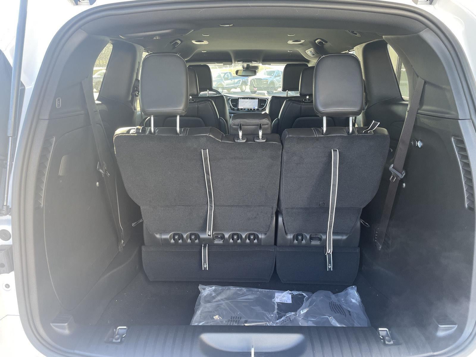 2026 Chrysler Pacifica PACIFICA SELECT