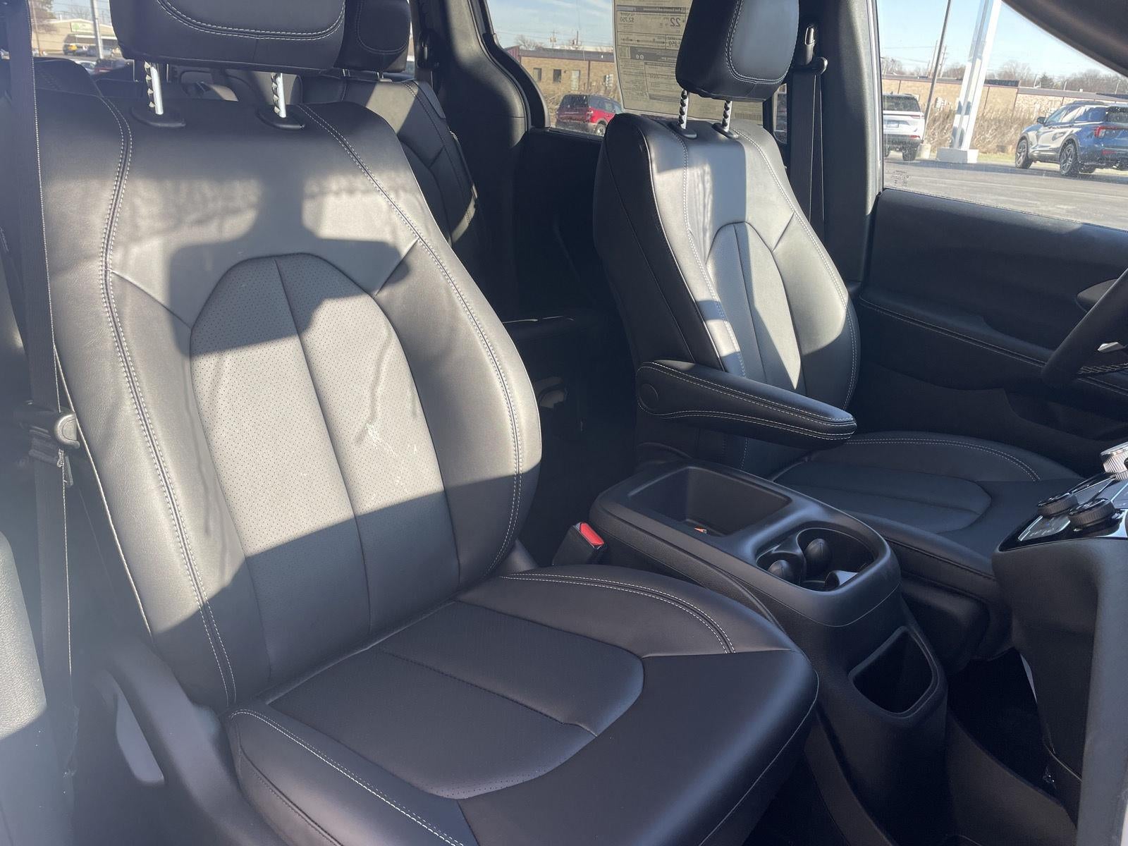 2026 Chrysler Pacifica PACIFICA SELECT