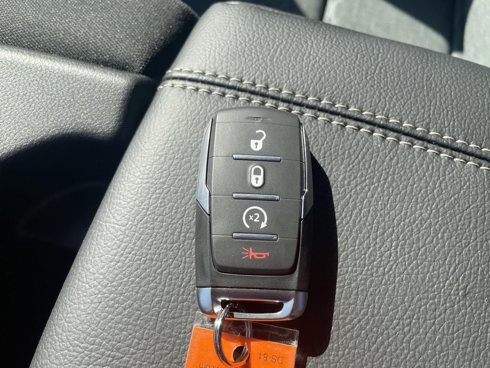 2026 RAM Ram 1500 RAM 1500 EXPRESS CREW CAB 4X4 5'7' BOX