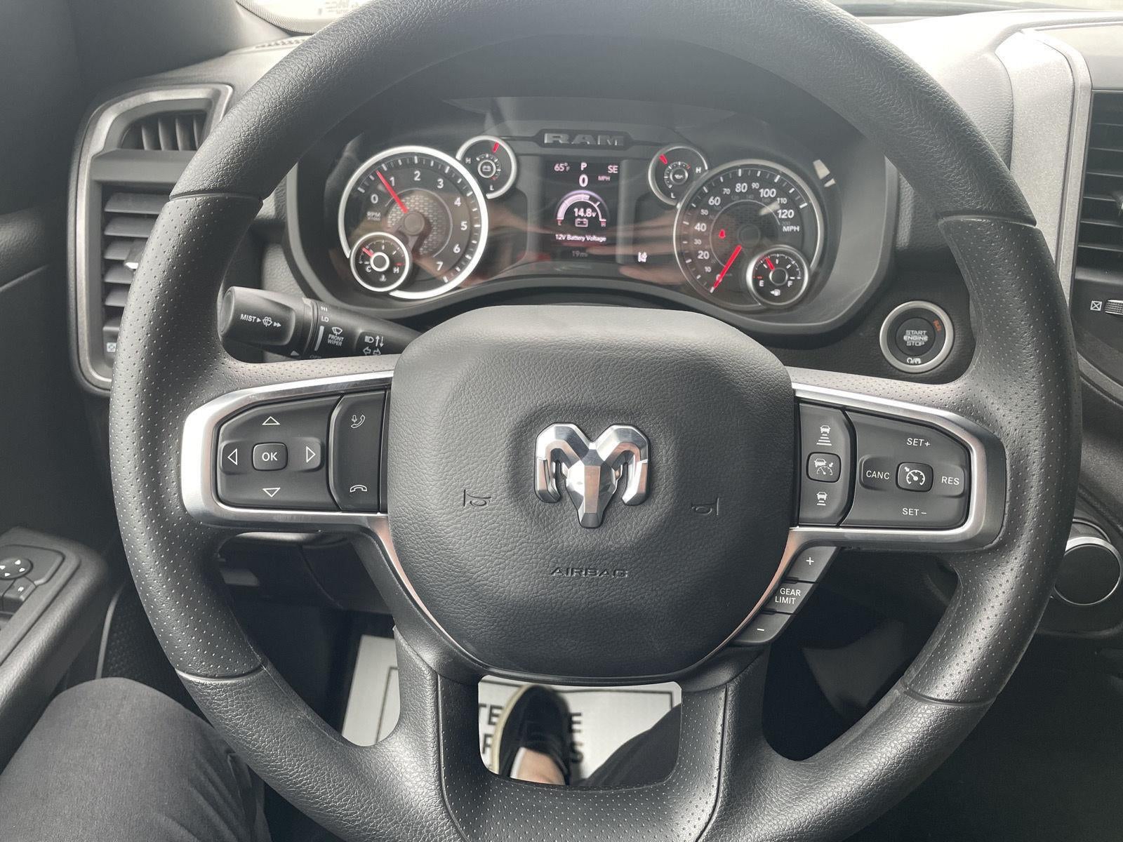 2026 RAM Ram 1500 RAM 1500 EXPRESS CREW CAB 4X4 5'7' BOX