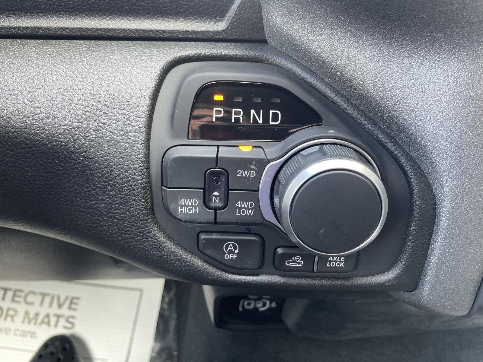 2026 RAM Ram 1500 RAM 1500 WARLOCK CREW CAB 4X4 5'7' BOX