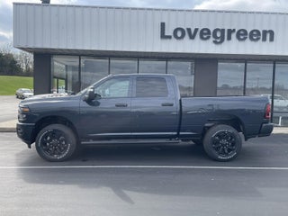 2026 RAM Ram 2500 RAM 2500 BLACK EXPRESS CREW CAB 4X4 6'4' BOX